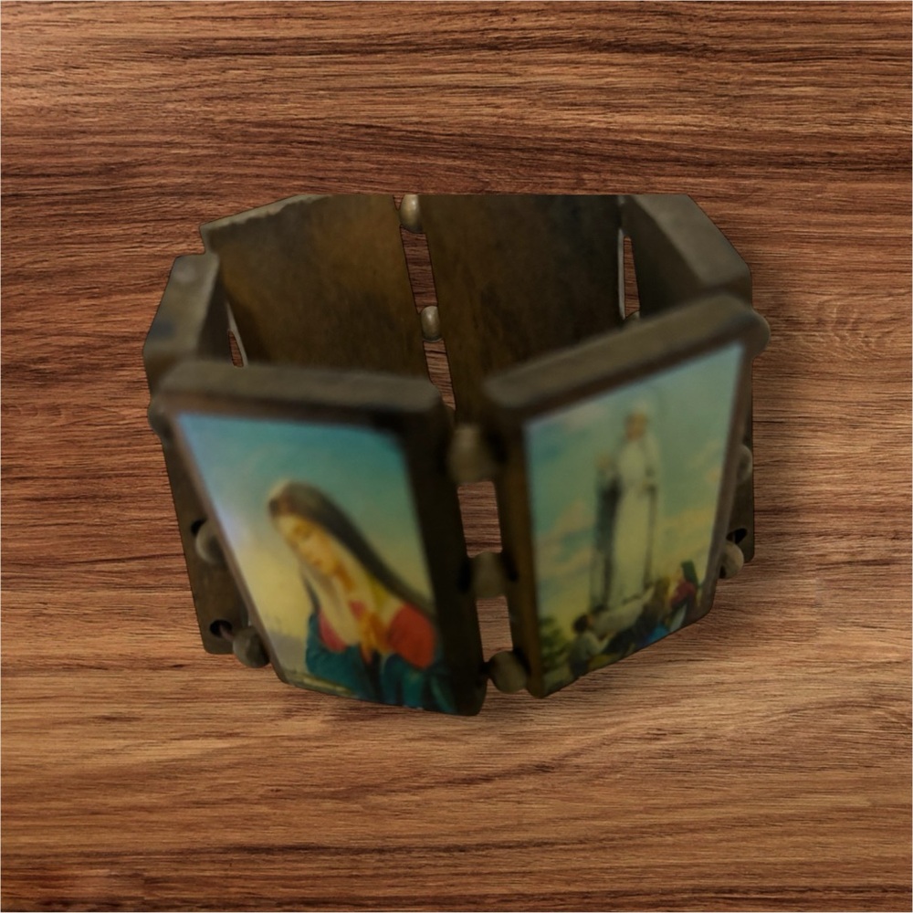 Bangle Elastic Stretch 6 Rectangular Wooden Plate with 6 Religious Pictures - Picture 2 of 13